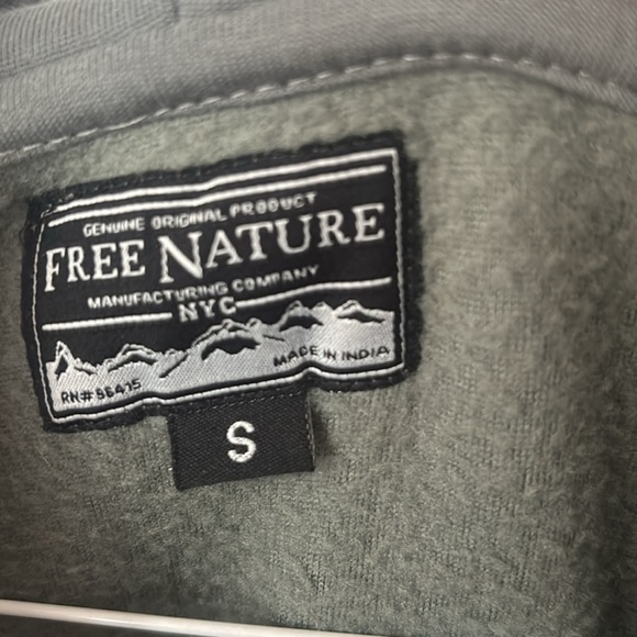 Free Nature Fleece Men’s Vest - Picture 3 of 3